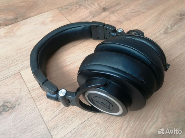 Наушники Audio Technica ATH-M50x