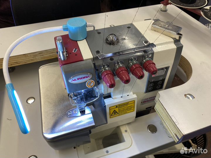 4-Х ниточный оверлок aurora A-700DE-4