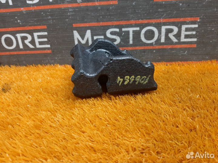 Наполнитель передний левый Bmw 5-Series F10