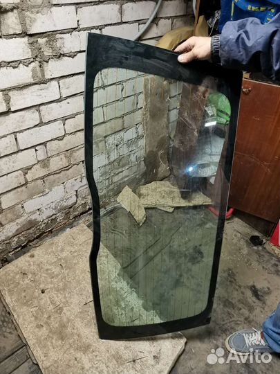 Стекло багажника volvo xc90