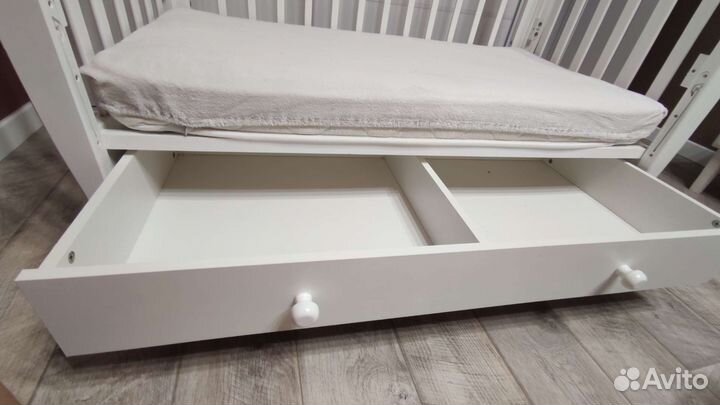 Кроватка для новорожденных белая приставная