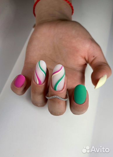 Маникюр, педикюр, гель-лак, наращивание ногтей