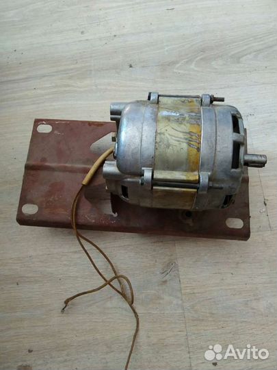 Двигатель от стиральной машины