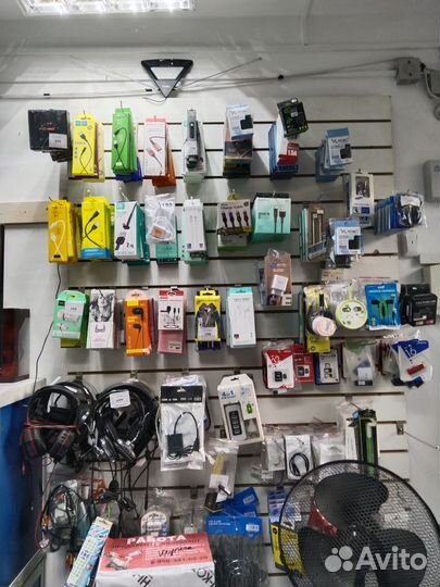 Аксессуары в ассортименте