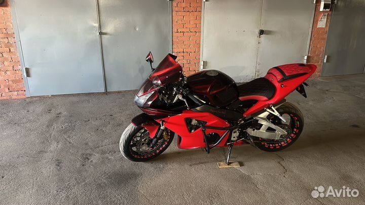 Honda cbr 954 rr