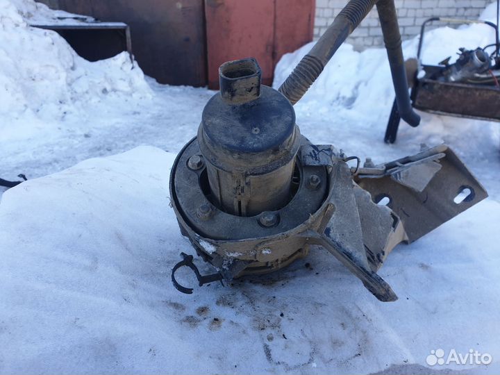 Насос продувки катализатора Volkswagen Passat B5