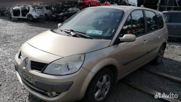 Дверь 3-5 renault scenic 2 2006