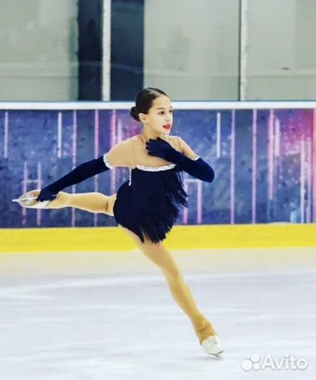 Платье для фигурного катания 135