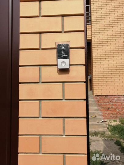 Установка домофона, видеонаблюдение