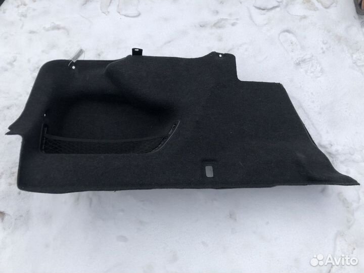 Обшивка багажника левая BMW 550i F10 N63