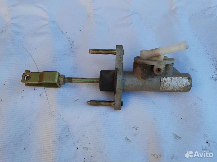 Главный цилиндр сцепления Geely gc6