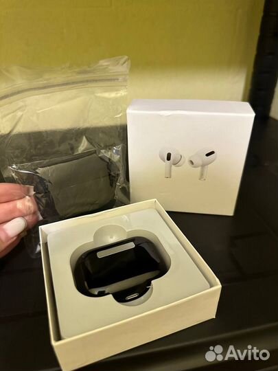 Наушники airpods