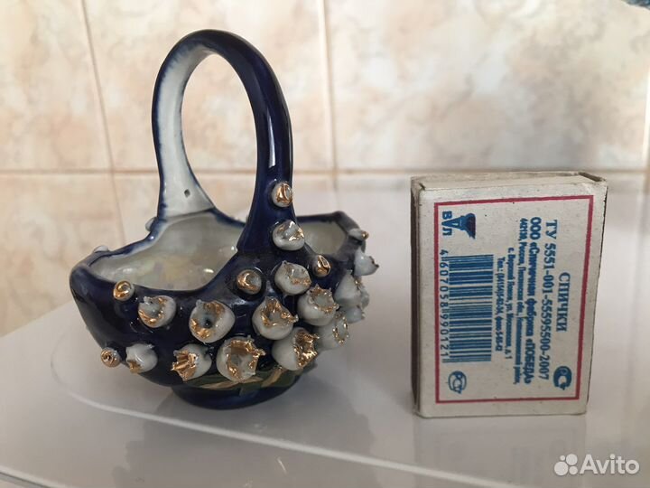 Миниатюрная конфетница