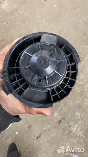 Моторчик печки Nissan Tiida C13 HR16 2015