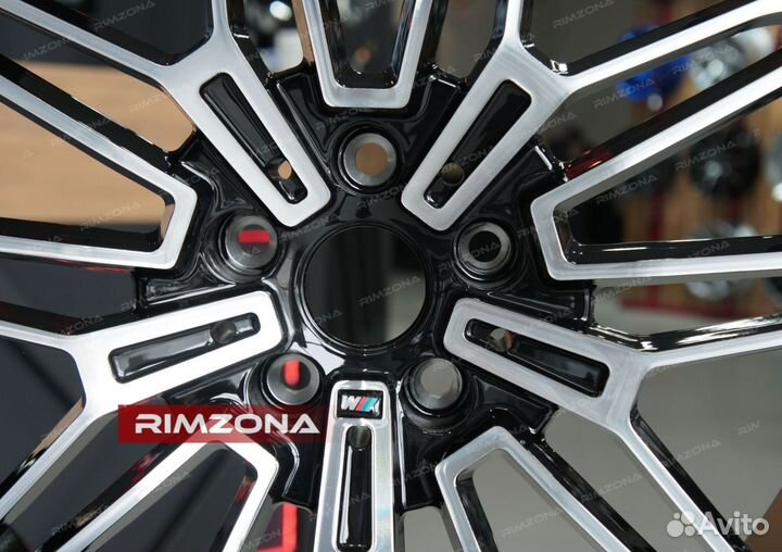 Кованые диски R22 на Bmw X6 F96