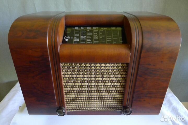 Ламповый радиоприемник Blaupunkt 4W67MK