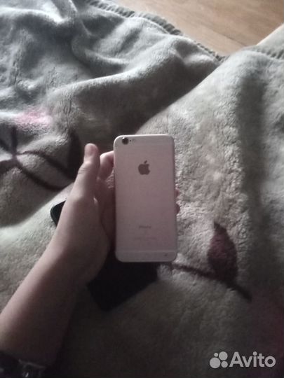 iPhone 6S, 32 ГБ