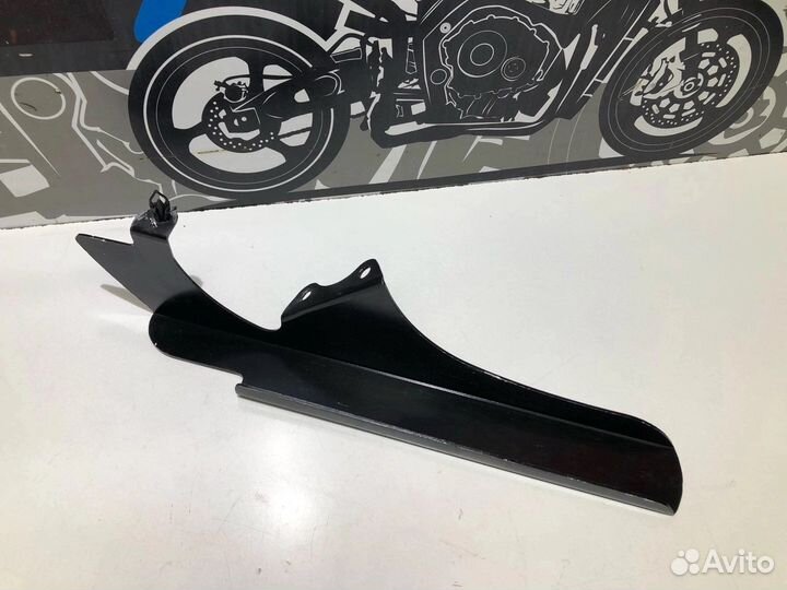 Кожух приводной цепи Suzuki GSX-R 1000 K3 2003г