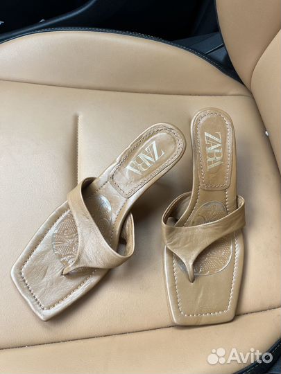 Кожаные босоножки zara,38 оригинал