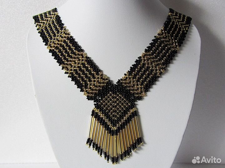 Колье ручной работы в ассортименте