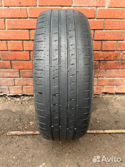 Kumho Solus KH16 225/55 R19