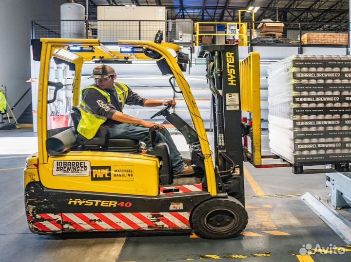 Водитель погрузчика на склад. Вахта с питанием