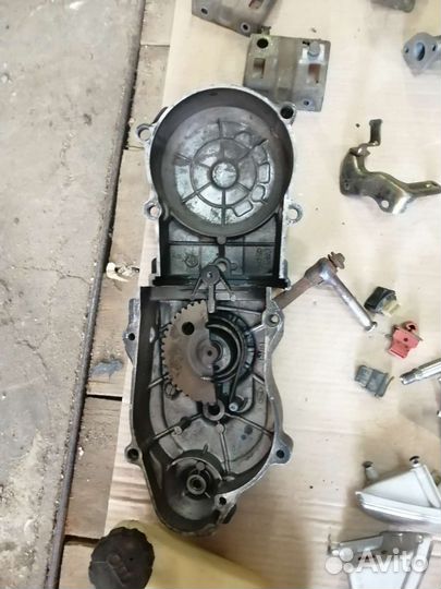 Запчасти и пластик на Honda Dio AF18