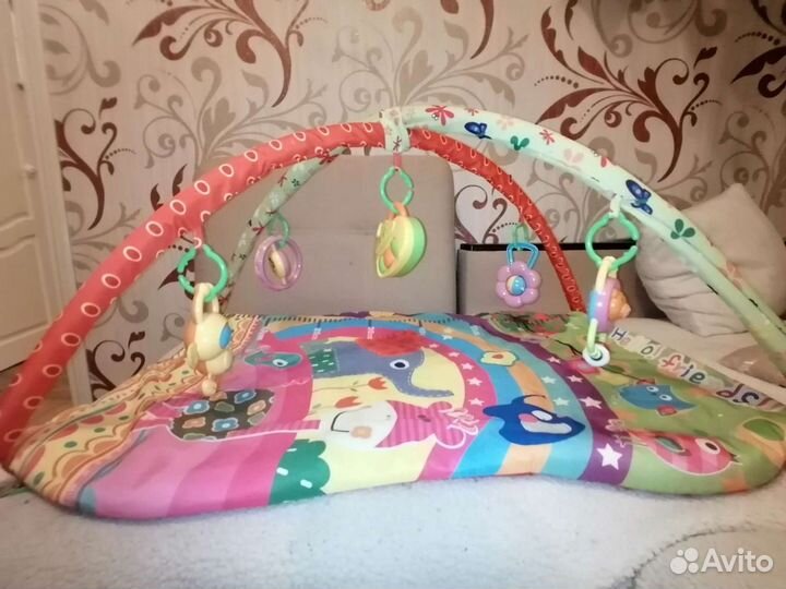 Развивающий коврик