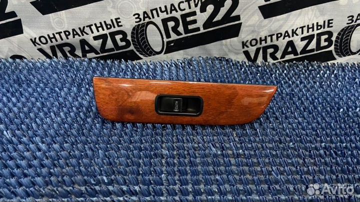 Блок управления стеклоподъемниками задний левый