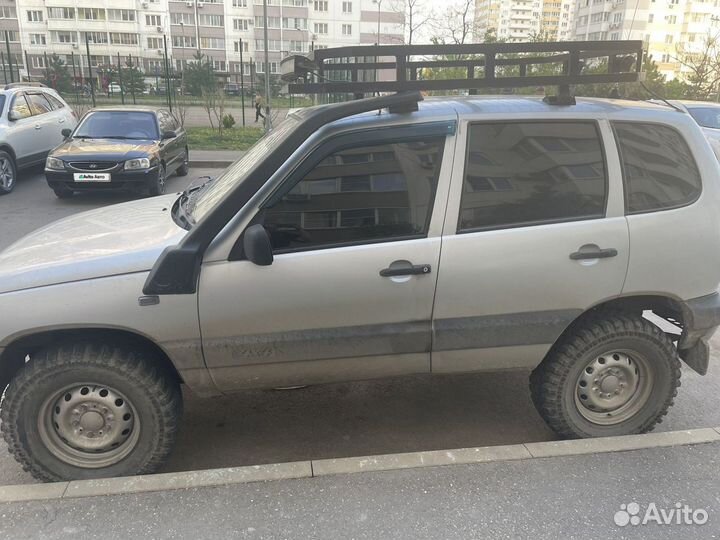 Chevrolet Niva 1.7 МТ, 2006, 222 222 км