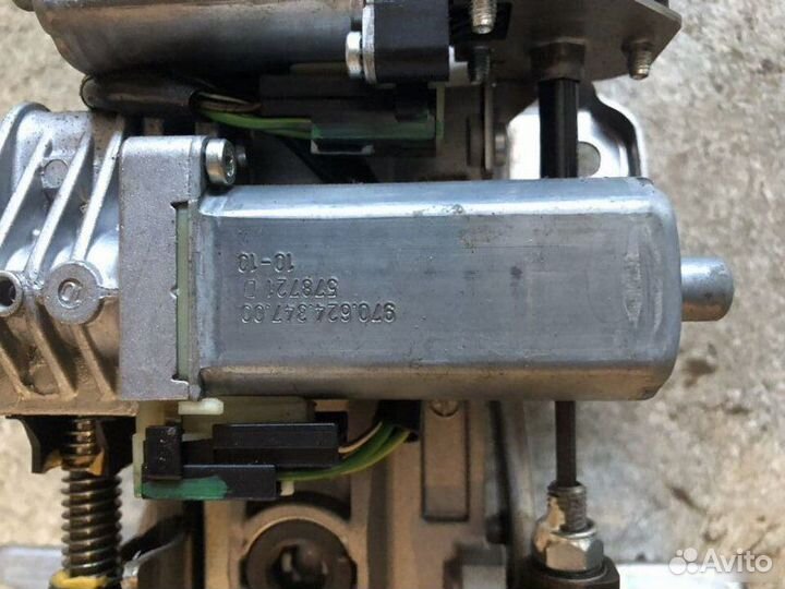 Рулевая колонка Audi A8