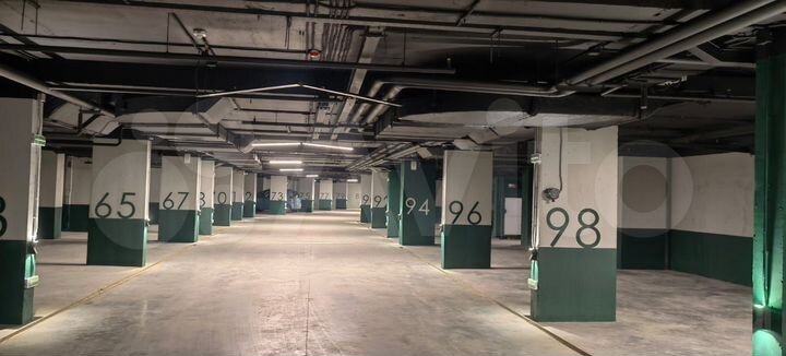 Машиноместо, 24 м²