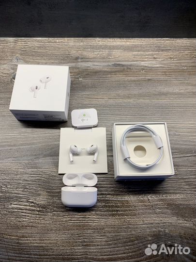 Наушники AirPods Pro 2 в подарок чехол для кейса