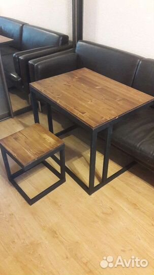 Стол в стиле лофт