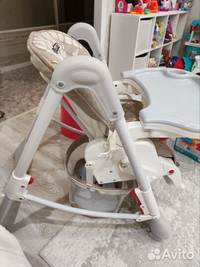 Стульчик для кормления babyton