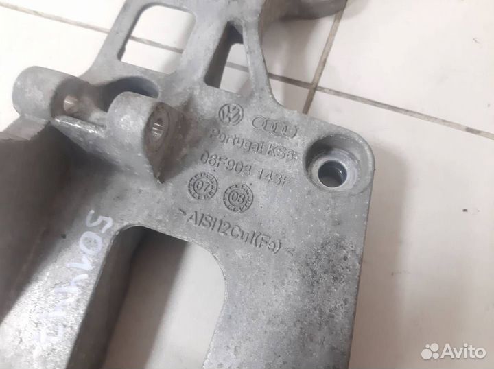 Кронштейн генератора Seat Leon 1P1 2005-2013