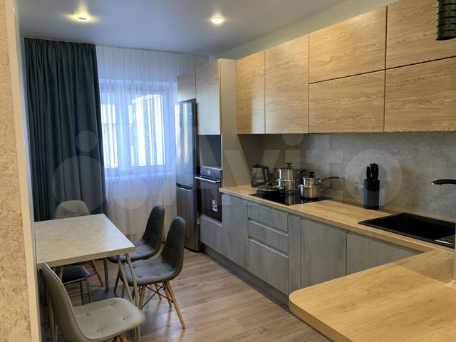2-к. квартира, 71 м², 1/17 эт.