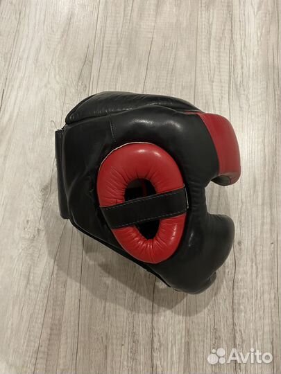 Боксерский шлем fairtex