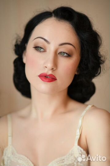 Девичник - урок по макияжу для себя