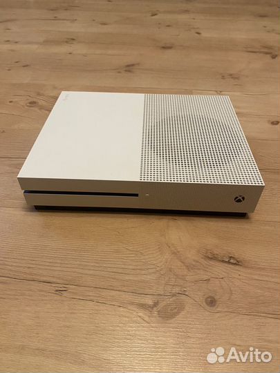 Xbox One S