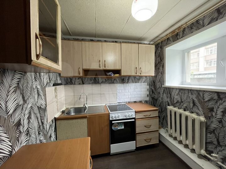 2-к. квартира, 35 м², 1/5 эт.