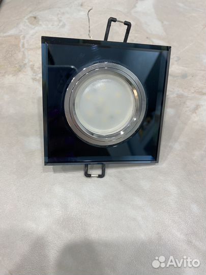 Светильник потолочный встраиваемый