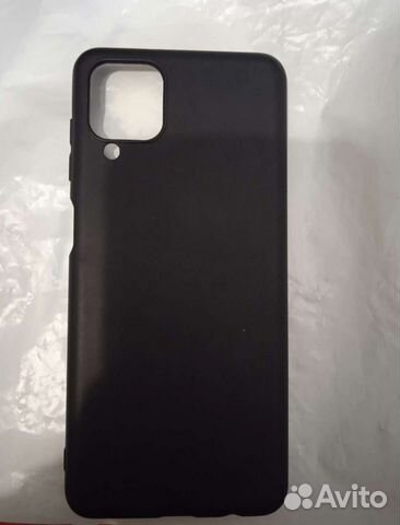 Чехлы на телефон