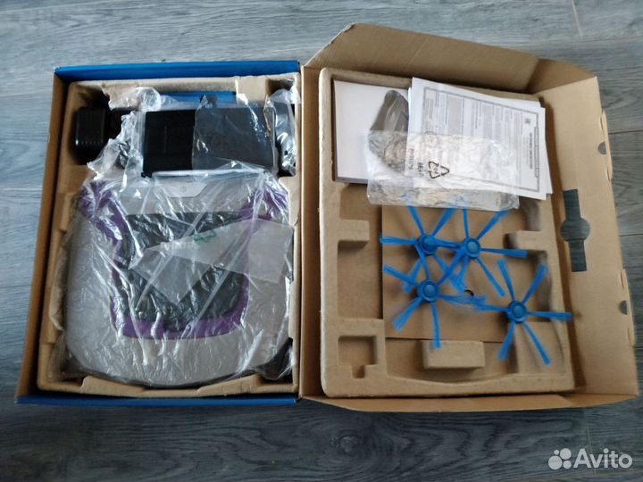 Робот-пылесос Philips FC8796/01 SmartPro Easy