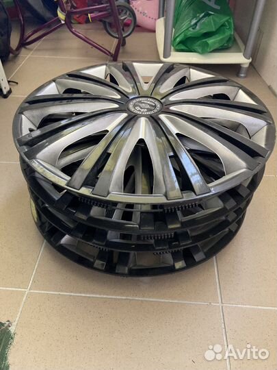 Диски штампованные r15 с колпаками на KIA Hyundai