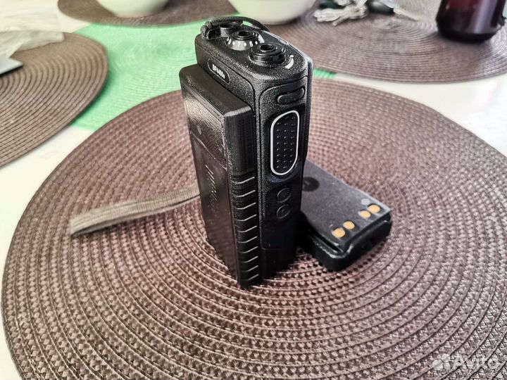 Бокс холдер 18650 Motorola DP 2x/4х зарядка USB C