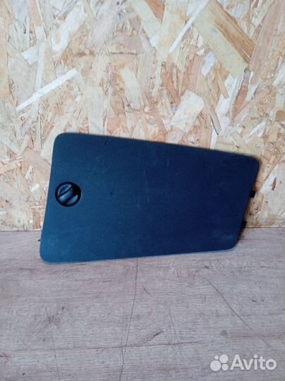 Крышка обшивки багажника Citroen C-Crosser