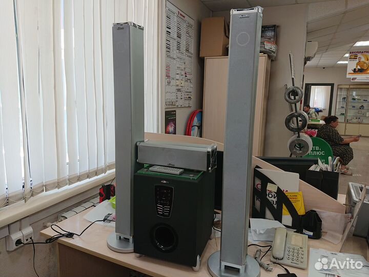 Комплект акустики 3.1 с саунд процессором и сабом