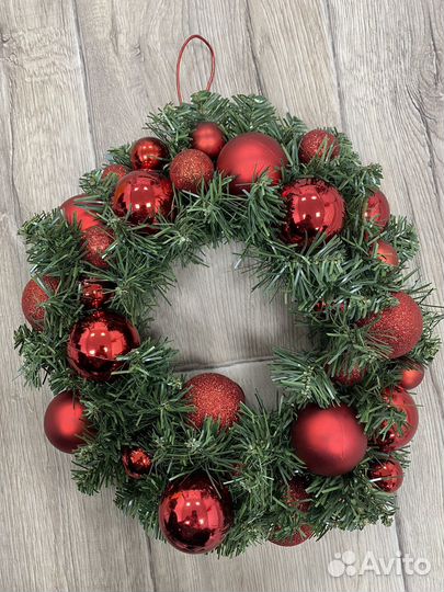 Новогодний венок ручной работы