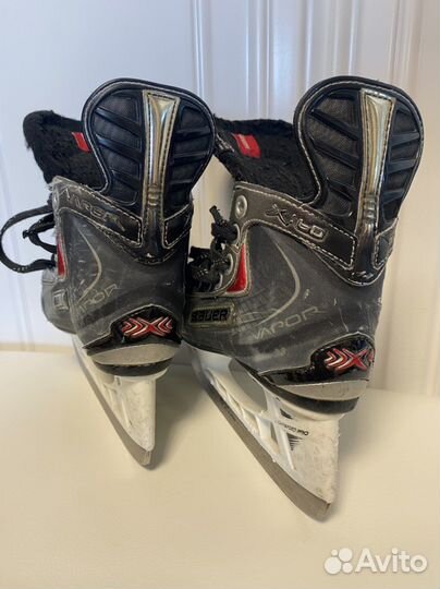 Хоккейные коньки Bauer Vapor размер 11Y
